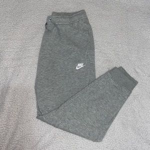 Nike jogger/ sweatpants